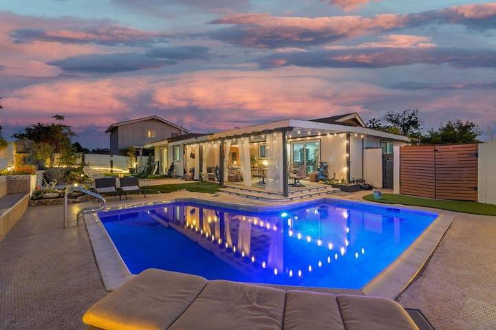 Casa de vacaciones para 14 personas, con jardín y jacuzzi además de sauna y piscina - 1