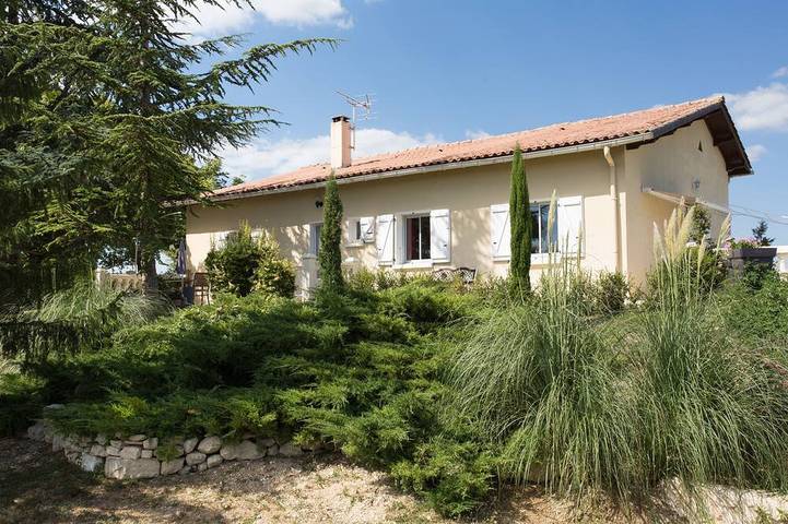 Villa pour 6 personnes, avec jardin ainsi que piscine et balcon, animaux acceptés - 1