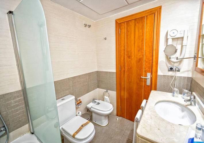 Hôtel pour 3 personnes, avec balcon dans Melilla - 2