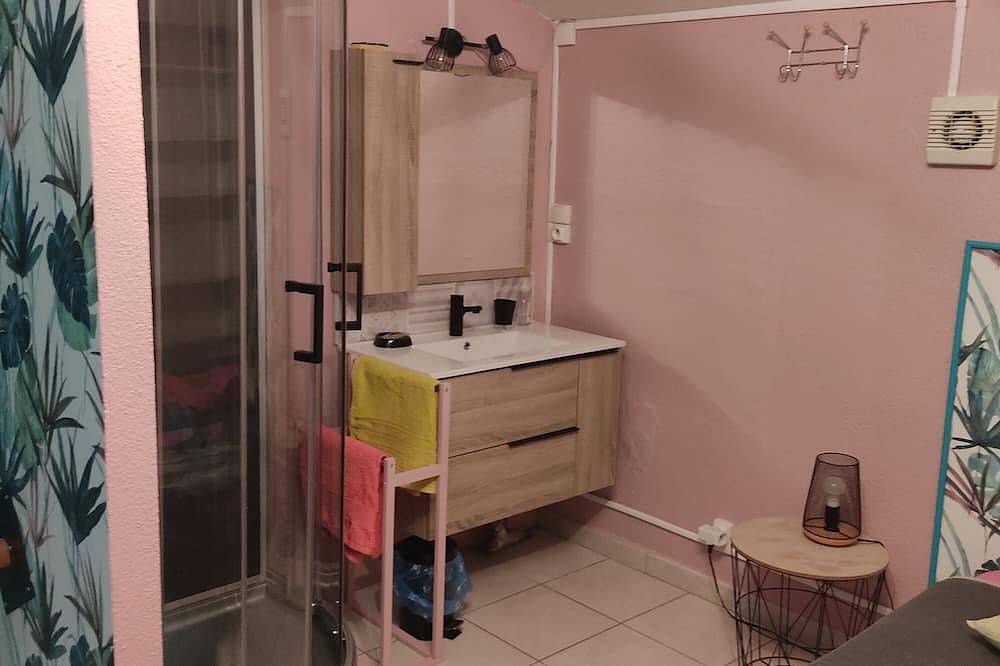 Ganze Wohnung, Gite du Couchant, Solo ou en Couple, Clim Réversible, au Calme in Montélimar, Nyons und Umgebung