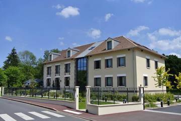 Hôtel pour 2 personnes, avec jardin et jacuzzi à L'Isle-Adam