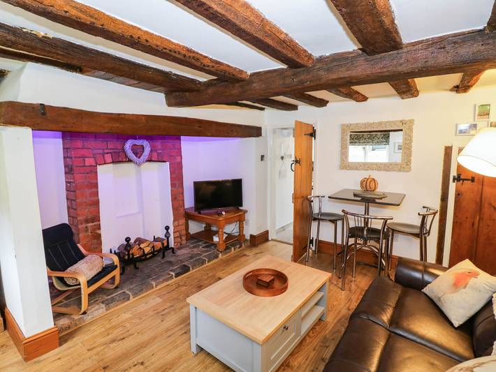 Lilac Cottage in Brinklow, Warwickshire