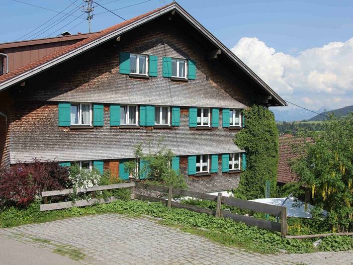 Ferienhaus für 4 Personen, mit Balkon und Balkon/Terrasse sowie Terrasse und Garten in Oy-Mittelberg