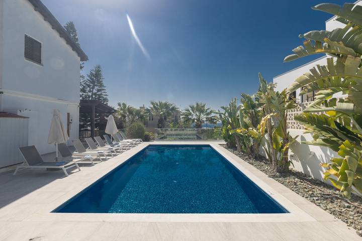 Villa für 10 Personen, mit Balkon und Garten sowie Pool in Ayia Napa - 3