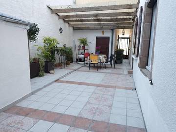 Gîte pour 8 personnes, avec terrasse et vue à Sainte-Gemme (Tarn)