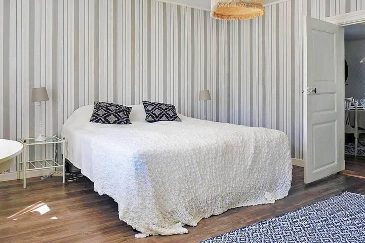 Ferienhaus für 14 Personen, mit Terrasse und Whirlpool sowie Garten, mit Haustier in Gullspang - 2