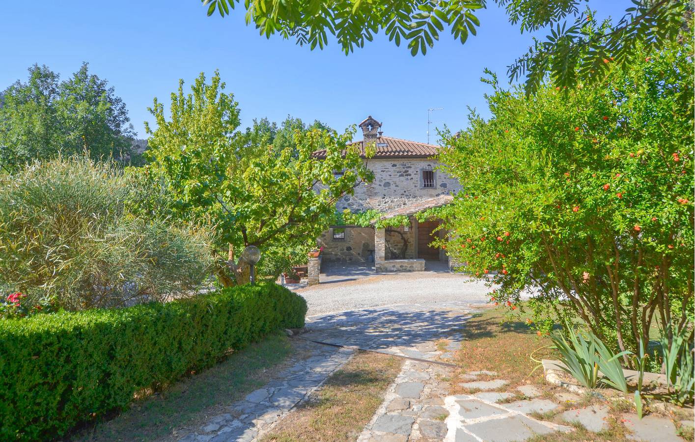 Gemütliche Wohnung mit Pool und Parkplatz, 2 km von Pieve Santo Stefano in Pieve Santo Stefano, Valtiberina