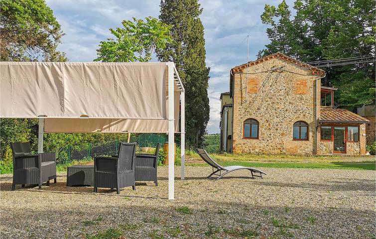 Location de vacances pour 12 personnes, avec terrasse et jardin, animaux acceptés à Montaione - 2