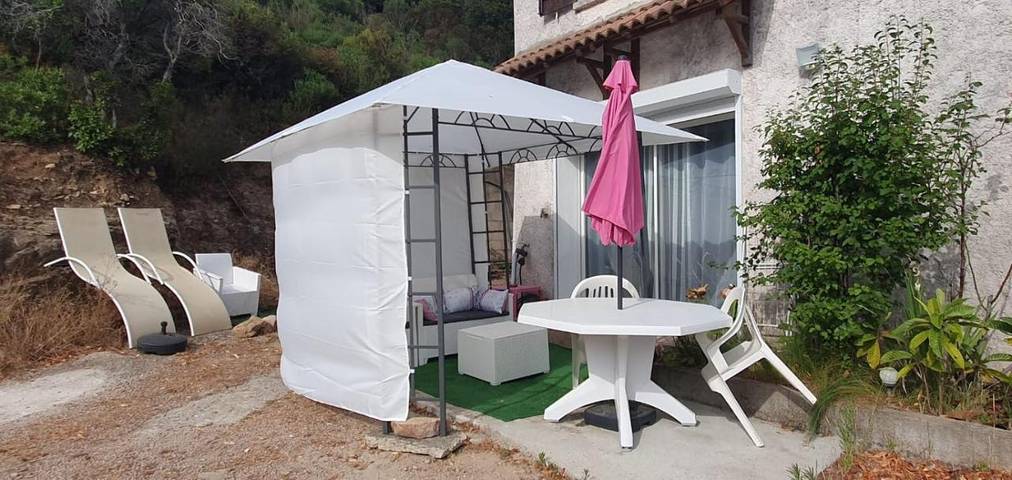 Gîte pour 4 personnes, avec vue et jardin à Vero - 4