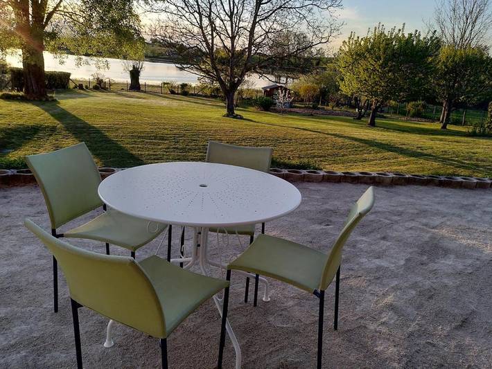 Gîte pour 4 personnes, avec jardin et vue sur le lac dans Ruy Montceau - 4
