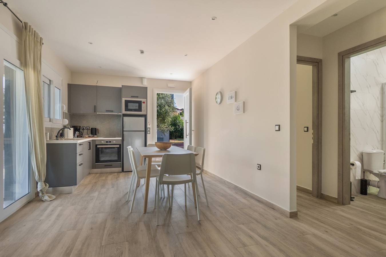 Apartamento entero, Apartamento de 2 dormitorios con vistas al mar, Wi-Fi y aire acondicionado in Cefalonia