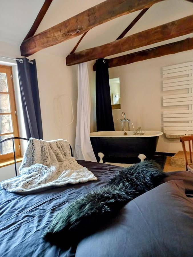 Location de vacances pour 4 personnes, avec Terrasse et Vue à Pied-de-Borne - 4