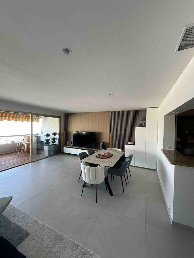 Gîte pour 4 personnes, avec vue et terrasse dans Plage de la Pierre au Tambour - 4