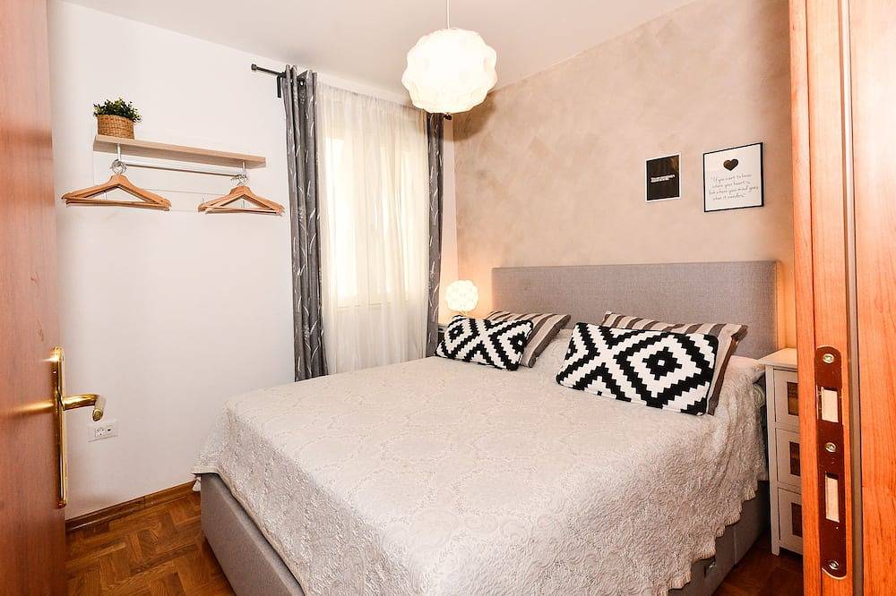 Appartamento intero, Grazioso appartamento familiare vicino al mare, parco acquatico, piscine, campi da gioco, parcheggio gratuito in Ragusa Vecchia, Dubrovnik-Neretva