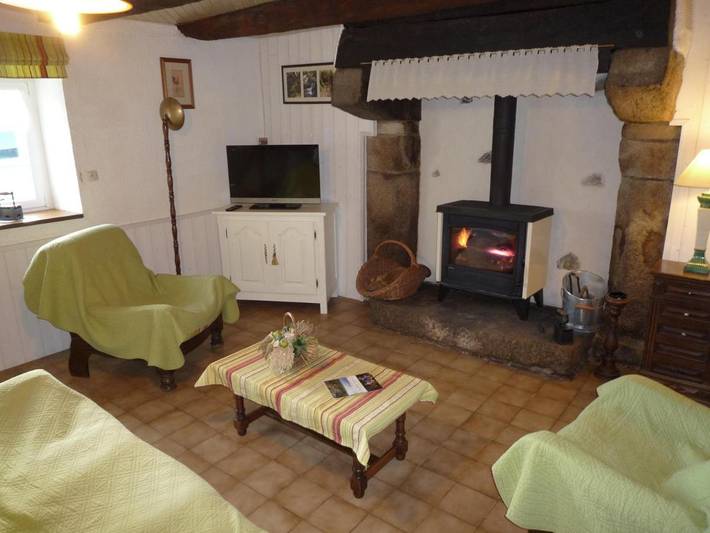 Location de vacances pour 5 personnes, avec jardin et vue à Scrignac - 4