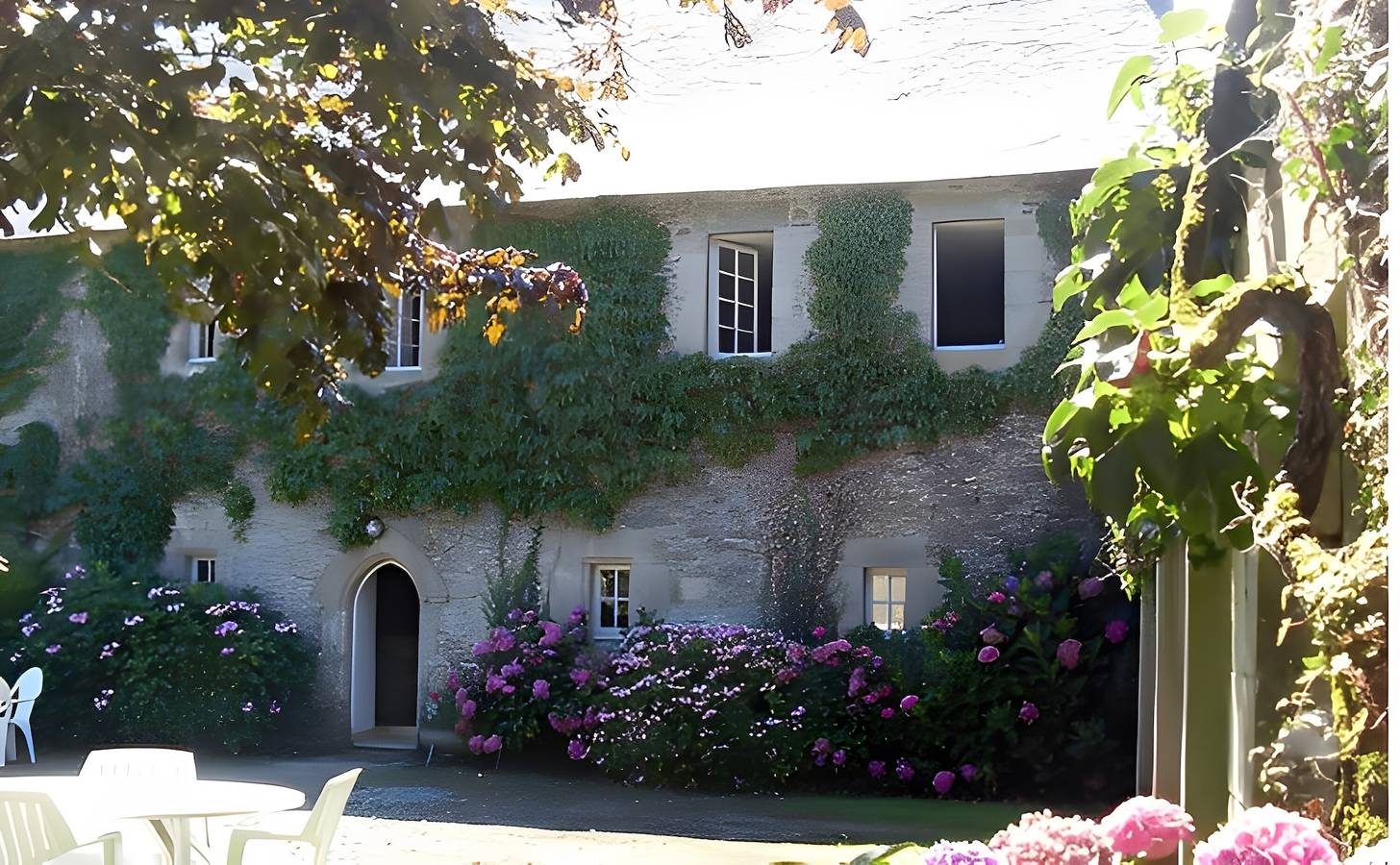 Maison de vacances « Manoir De Kerhir » avec jardin privé et Wi-Fi in Trédarzec, Côte de Granit Rose