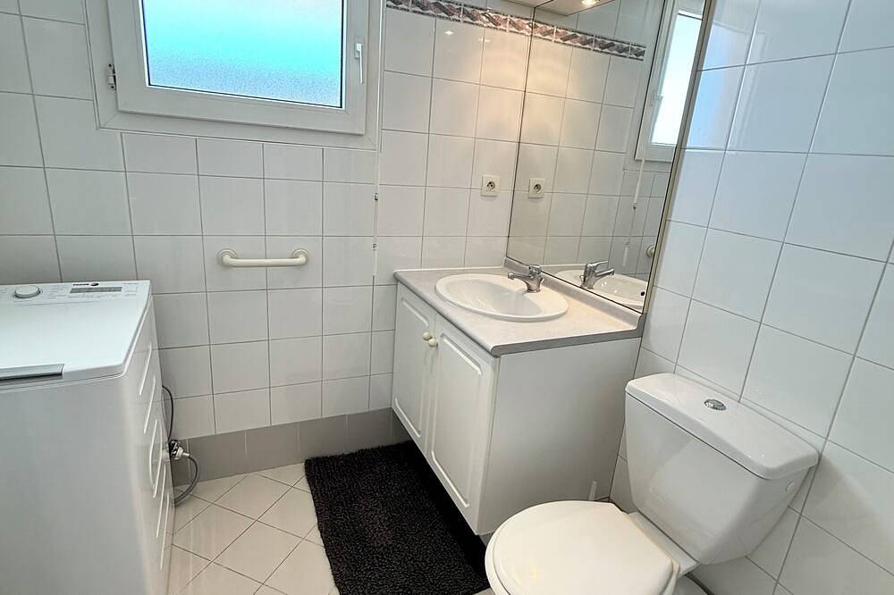 Entire apartment, 1 bedroom apartment – Golfe-Juan – Sea view in Golfe-Juan, Vallauris