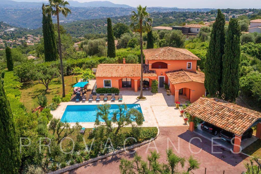Large holiday house with pool in La Gaude in La Gaude, Cannes region