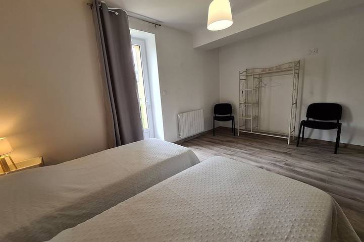 Gîte pour 6 personnes, avec jardin à Montierchaume - 4