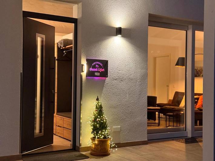 Bungalow für 6 Personen, mit Garten und Ausblick