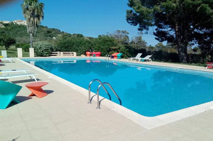 Appartement de vacances pour 4 personnes, avec terrasse et piscine