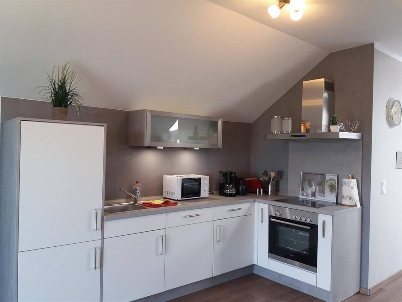 Ganze Ferienwohnung, Brückenhof - Appartement/Fewo, Dusche, Wc, 1 Schlafraum in Mörsdorf, Hunsrück