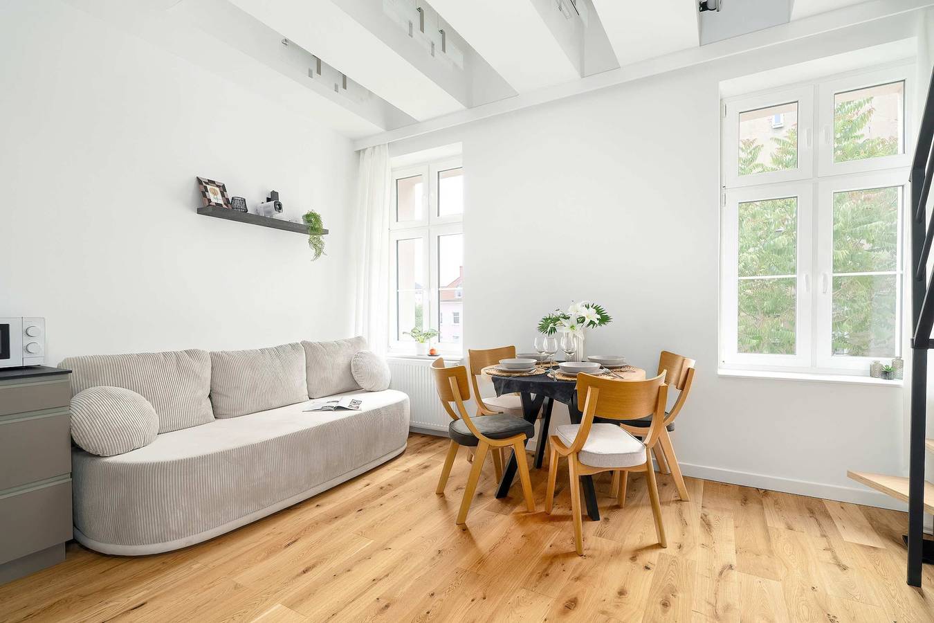 Studio entier, Stylish Studio with a Mezzanine   Near the Market Square in Poznań, Grande Pologne