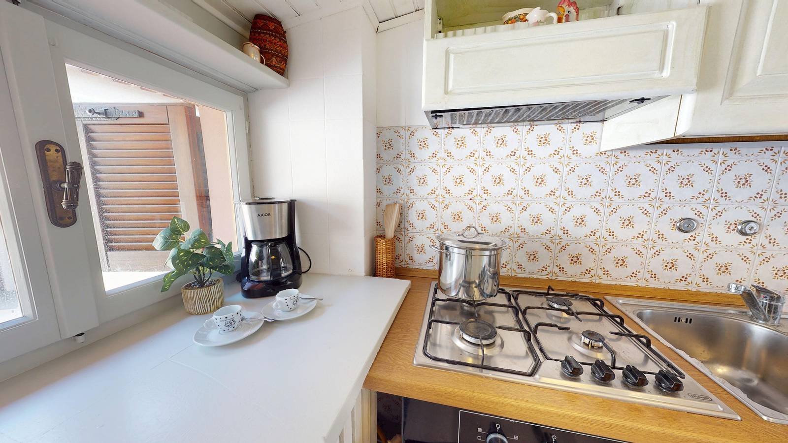 Ganze Wohnung, Attico Agata magic lake view By Bookinggardala in Salò, Gardasee-Berge