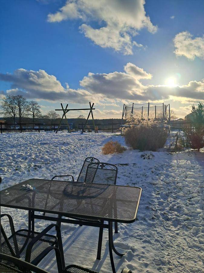 Chambre d’hôte pour 3 personnes, avec vue et jardin, adapté aux familles à St. Vith