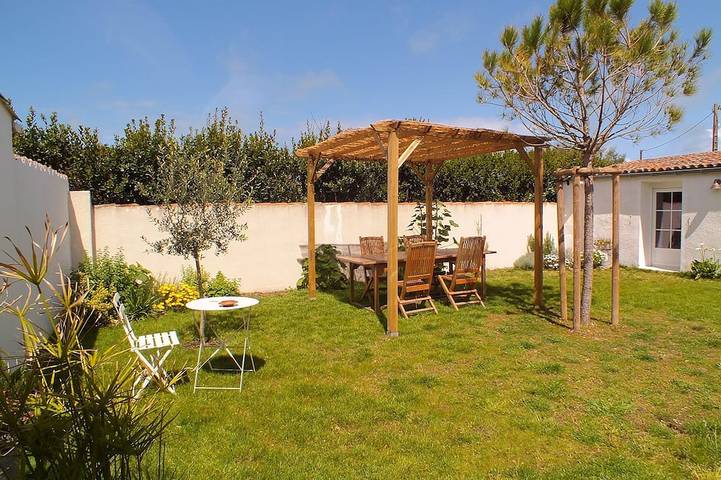 Location de vacances pour 5 personnes, avec jardin dans Phare de Chassiron
