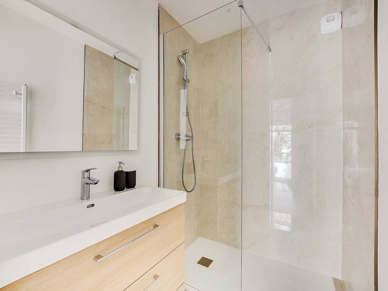 Ganze Wohnung, Schickes Duplex mit Dachterrasse -3Bd/6P- Nogent-sur-Marne in Nogent-sur-Marne, Val-de-Marne