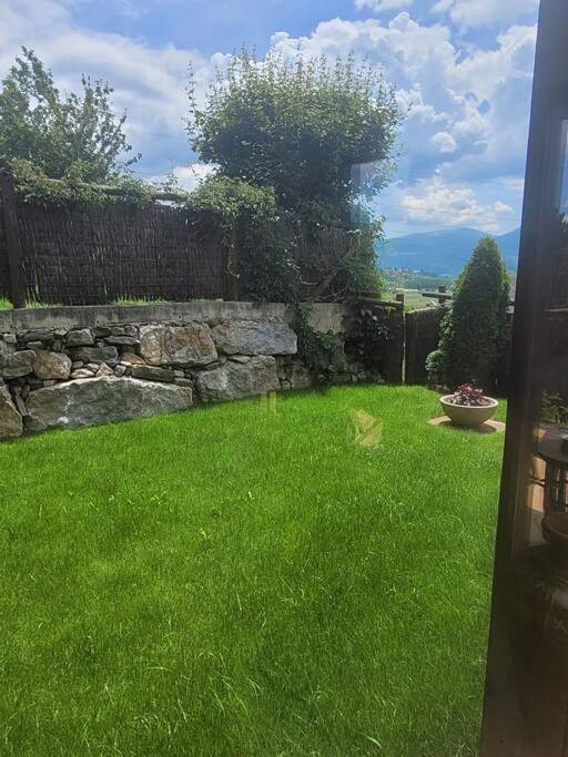 Gîte pour 6 personnes, avec jardin et vue à Enveitg - 2