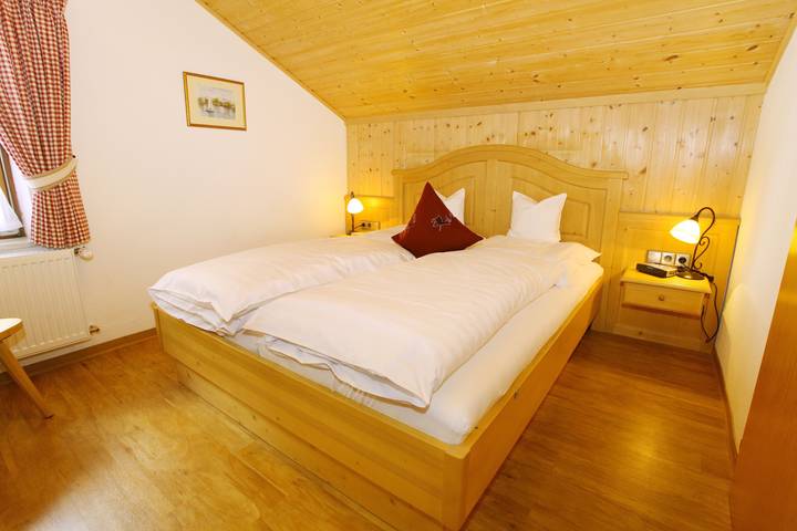 Ferienwohnung für 2 Personen, mit Balkon/Terrasse und Balkon im Chiemgau - 4