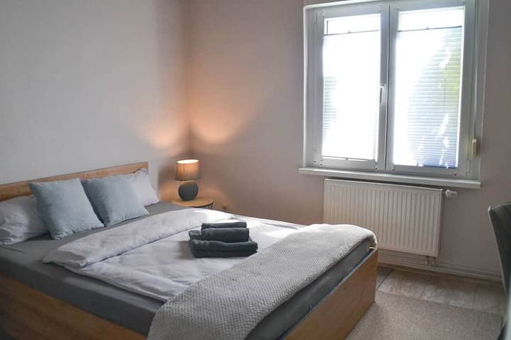 Ferienwohnung für 6 Personen, mit Pool und Balkon sowie Garten in Guben - 3