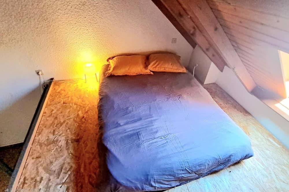 Chez Ines 2 to 8 pers Arbois in Arbois, Jura