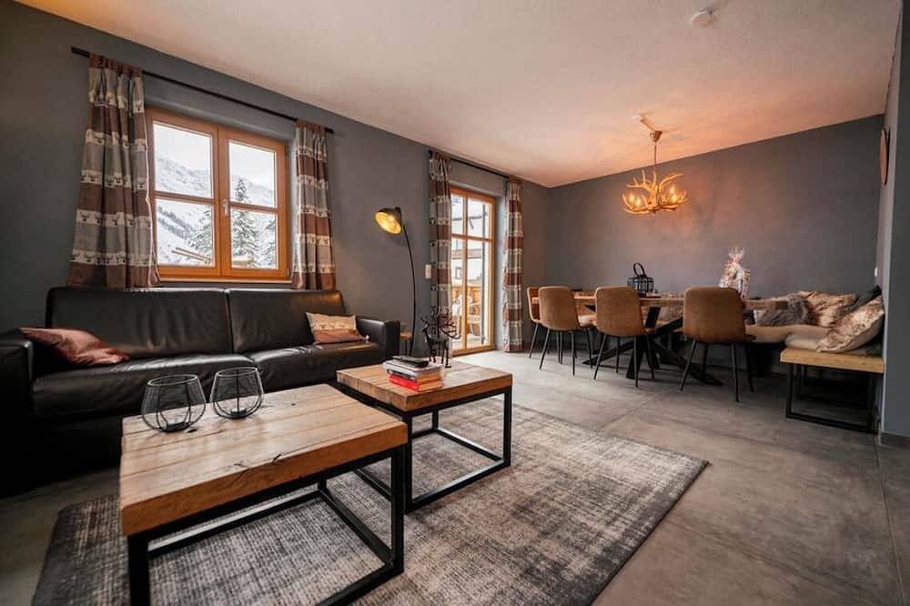 Ganze Wohnung, Chalet zur Rose 3-Zimmer-Wohnung „Alpen Lilie“ 2-8 Personen (95m2) in Berwang, Außerfern