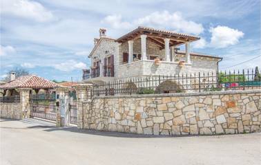 Glamping for 8 People in Modrušani, Istria, Photo 3