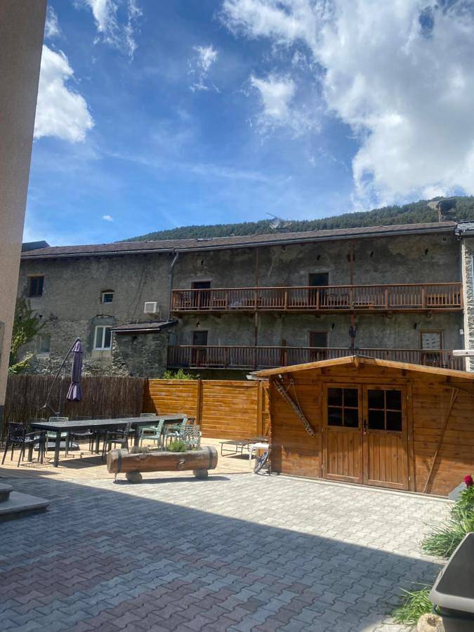 Location de vacances pour 14 personnes, avec jardin et vue à Bramans - 4