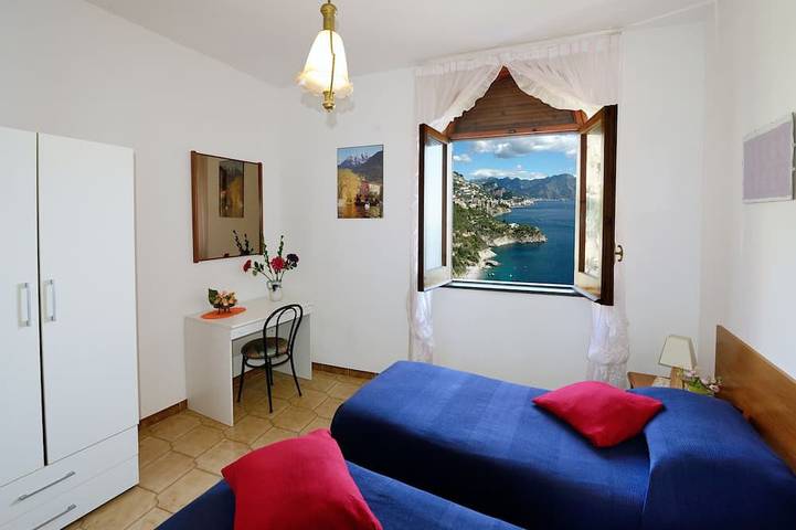 Villa con magníficas vistas al mar y la costa de Amalfi in Conca dei Marini, Sorrento Coast