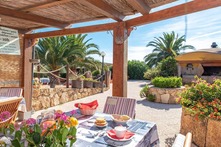 Entire apartment, Villa Smeralda 9 – Family Apartment with Pool near Olbia in Telti, Olbia-Tempio