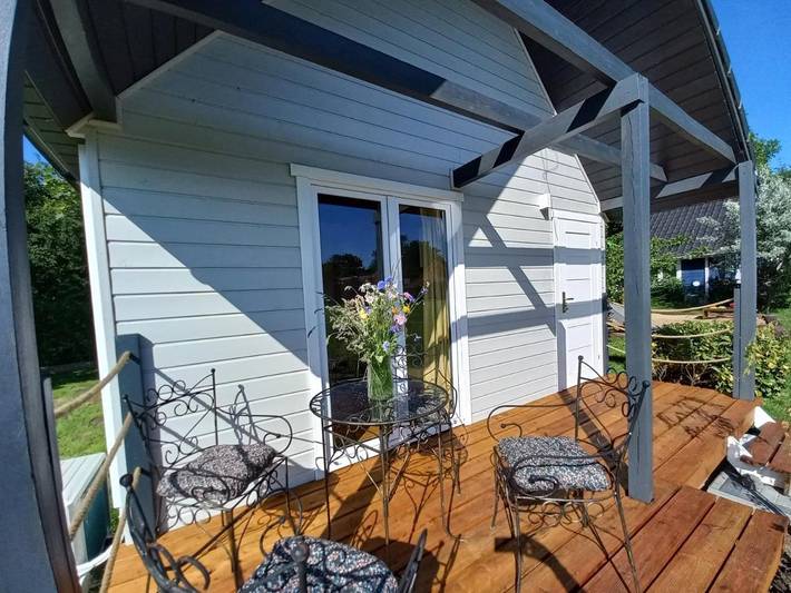 Camping für 4 Personen, mit Garten und Seeblick in Polnische Ostsee - 2