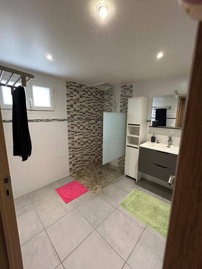 Gîte pour 7 personnes, avec terrasse à Morangis - 4