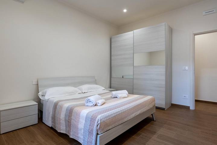 Appartamento intero, Guesthost - Casa degli Oleandri in Giardini-Naxos, Provincia di Messina