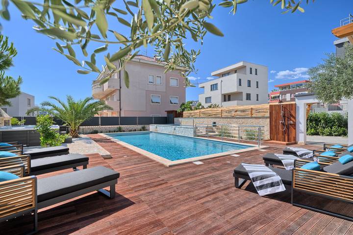 Ferienhaus für 26 Personen, mit Pool in Split - 2