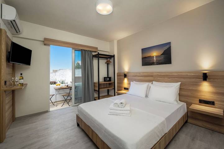 Ferienwohnung für 2 Personen, mit Balkon und Garten in Afantou - 2