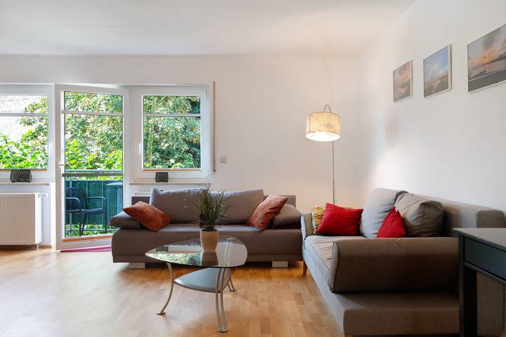 Entire apartment, Apartment 'Ferienwohnung Am Obertor' with Balcony and Wi-Fi in Pfullendorf, Region Bodensee-Oberschwaben