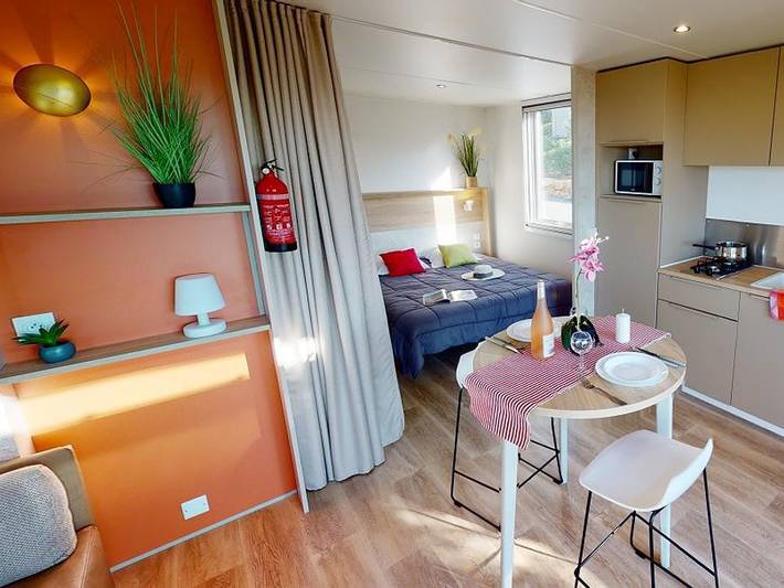 Campasun Etang De La Bonde - Stacaravan 2 personen - Key westotel - 20 m² - 1 kamer in Etang de la Bonde, Cabrières-d'Aigues
