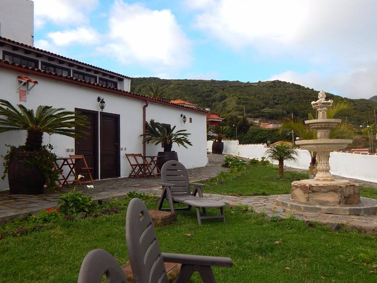Ganze Wohnung, Charmantes Apartment in Los Silos mit Terrasse und Grill in La Tierra del Trigo, Los Silos