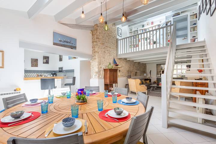 Villa pour 12 personnes, avec jardin ainsi que piscine et terrasse, animaux acceptés en Charente-Maritime - 3