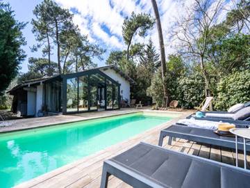 Gîte pour 10 personnes, avec jardin, adapté aux familles dans Pyla Plage